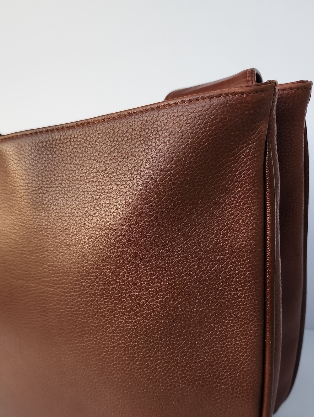 Vintage LONGCHAMP France All-Leather Triple Compartment Hobo Shoulder Bag - Tan - Picture 16 of 16